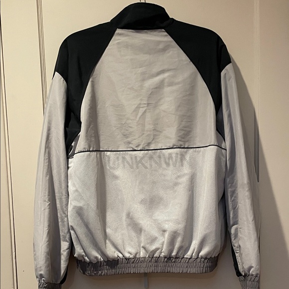 UNKNWN LeBron James windbreaker NWT Navy/Light Gray M - Picture 4 of 7